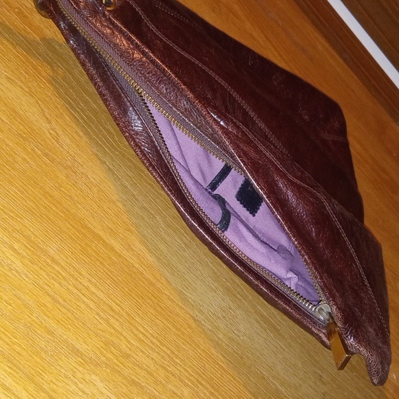 Trina Turk Absolute Luxury Leather Side Zip Handbag Gorgeous Unique - Picture 8 of 12